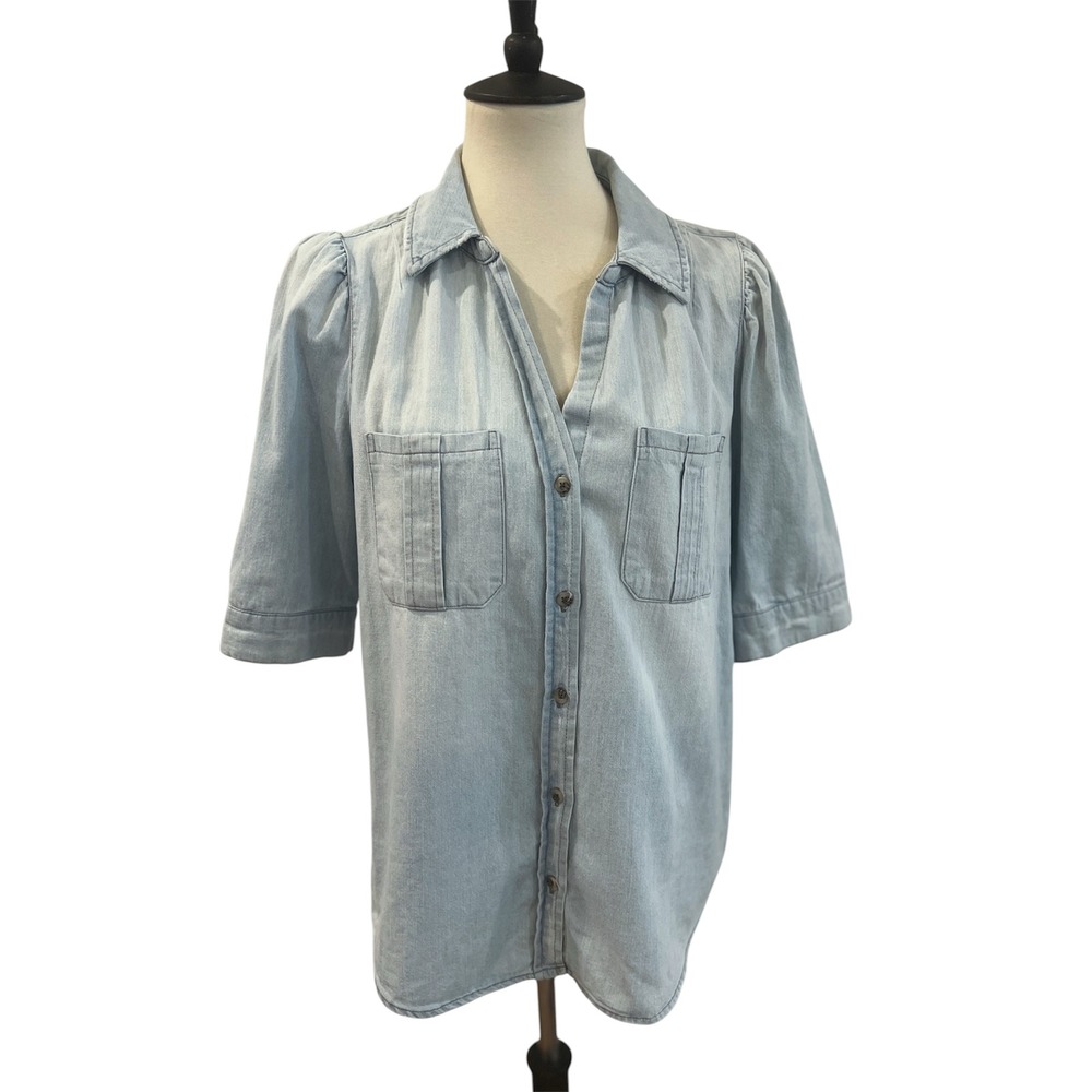 Democracy Light Wash Denim Chambray Puff Sleeve Button Up Shirt Pockets Size M